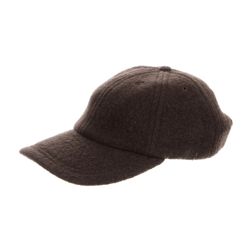 Janessa Leone Cap in vintage black